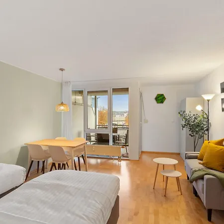 Apartment Dx Homes - 80m2 Voll Ausgestattet Inklusive Loggia - Ideal Fuer Laengere Aufenthalte