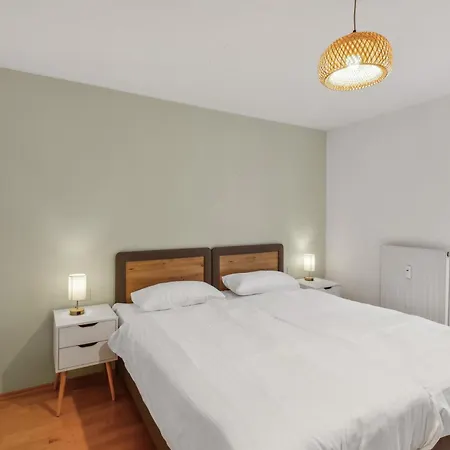 Apartment Dx Homes - 80m2 Voll Ausgestattet Inklusive Loggia - Ideal Fuer Laengere Aufenthalte *